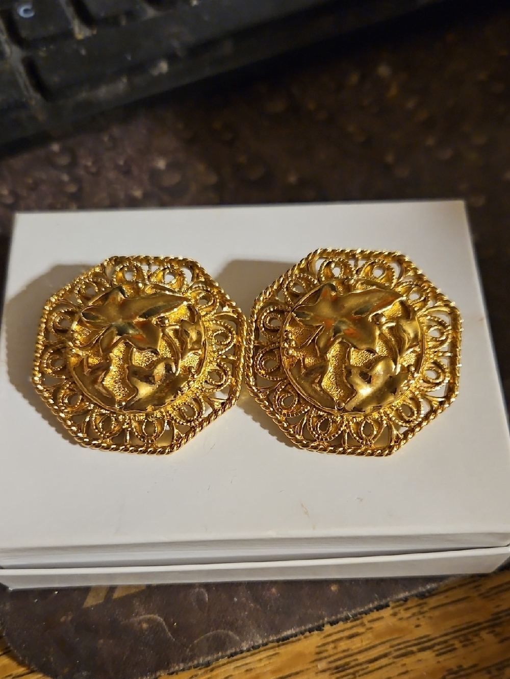 Barrera For Avon Goldtone Flowered Clip Earrings